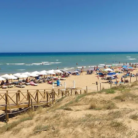 Cozy In Orihuela Costa With Kitchen Apartment Dehesa de Campoamor (Orihuela Costa)
